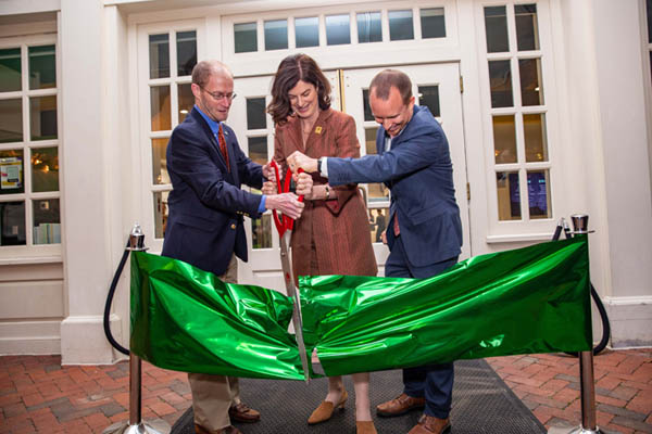 Paul Freiling, President Katherine A. Rowe and Graham Henshaw cutting ribbon for new entrepreneurship center